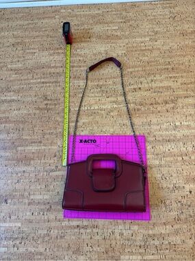 Women's Dark Red Vegan Leather Chain-Strap Shoulder Bag